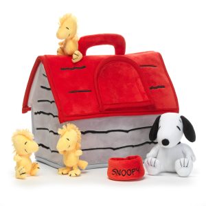 Classic Snoopy Interactive Plush Toy Doghouse with Animals